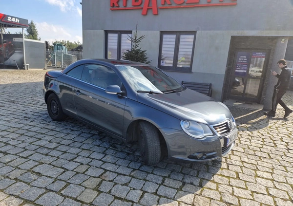 Volkswagen Eos cena 30900 przebieg: 146000, rok produkcji 2008 z Siewierz małe 172